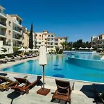 Elysia Park B7- 2 Modern Bedrooms , Pool, Gym, Center Paphos