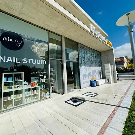 Lejlighed 2 Cozy Bedrooms Apartment , City Center, Indoor And Outdoor Pool , Gym - Elysia Park 7 Paphos