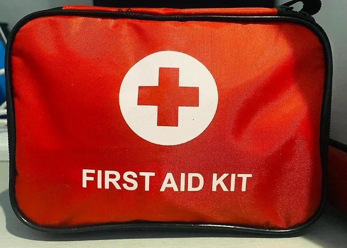 2 Cozy Bedrooms , Center, Indoor And Outdoor Pool , Gym - Elysia Park 7 * Paphos