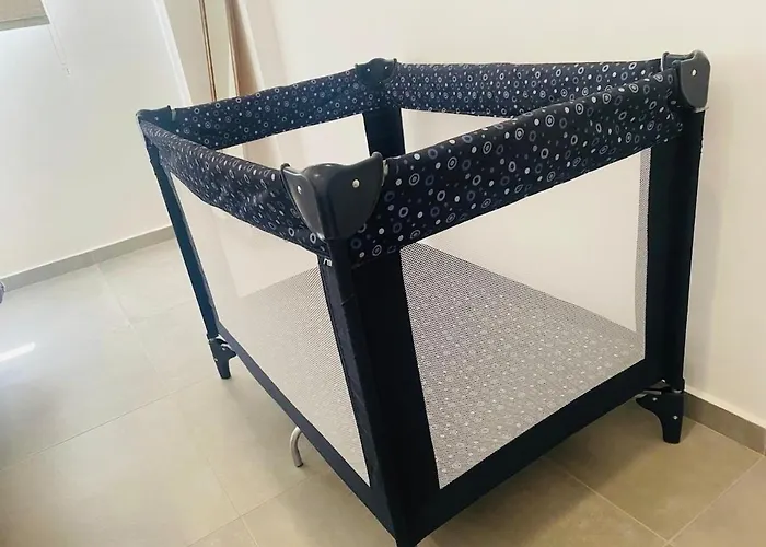 2 Cozy Bedrooms , Center, Indoor And Outdoor Pool , Gym - Elysia Park 7 Paphos